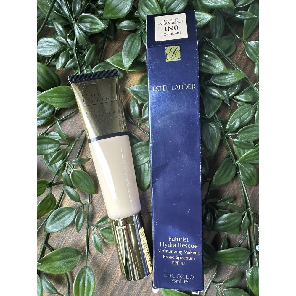 Estee Lauder Futurist Hydra Rescue Moisturizing Makeup - 1N0 PORCELAIN - NEW